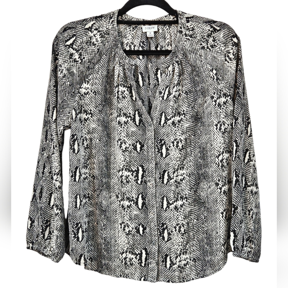 J.Crew Long-Sleeve Snakeskin-Print Button-up Raglan Top Size M